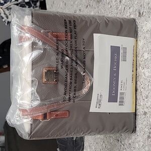 Dooney & Bourke small lexington